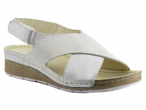 Производитель обуви, мужской и женской детской обуви из натуральной кожи.