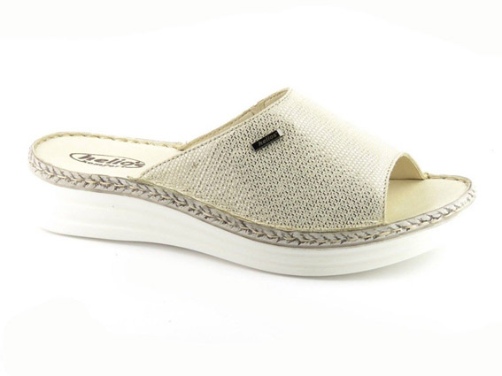 Производитель обуви, мужской и женской детской обуви из натуральной кожи.