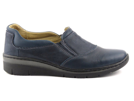 Производитель обуви, мужской и женской детской обуви из натуральной кожи.