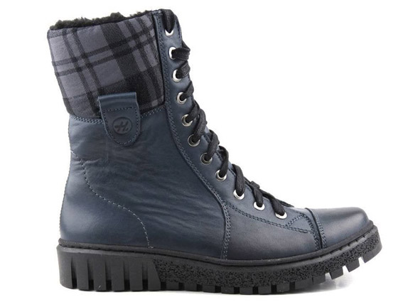 Производитель обуви, мужской и женской детской обуви из натуральной кожи.