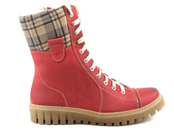 Производитель обуви, мужской и женской детской обуви из натуральной кожи.