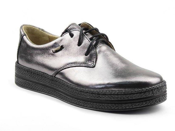 Производитель обуви, мужской и женской детской обуви из натуральной кожи.