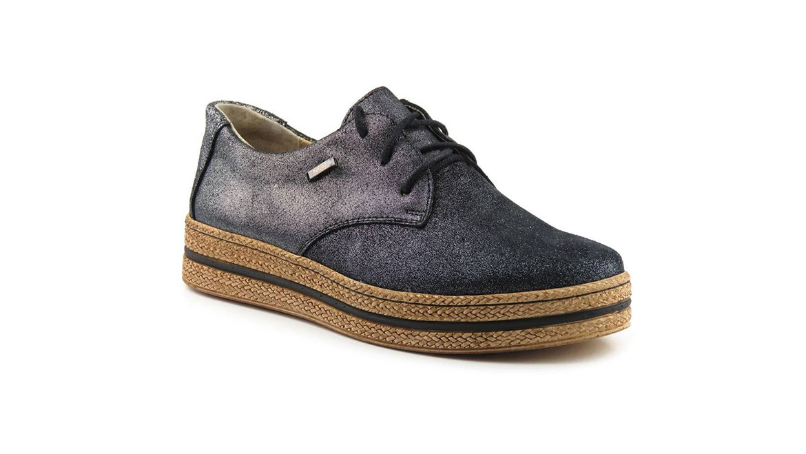 Производитель обуви, мужской и женской детской обуви из натуральной кожи.