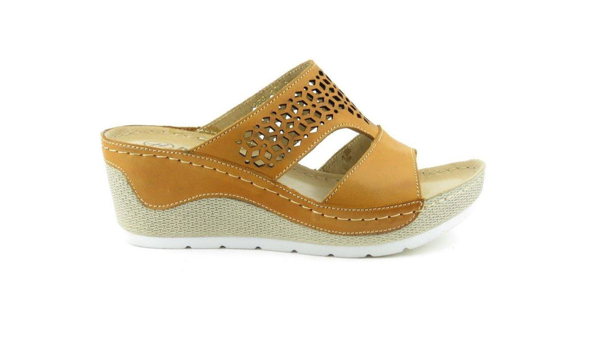 Производитель обуви, мужской и женской детской обуви из натуральной кожи.